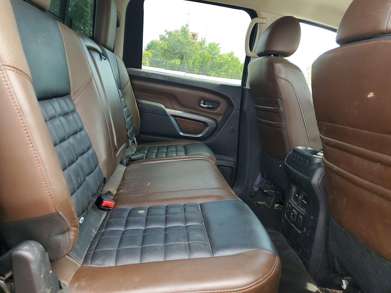 Nissan Titan Platinum Reserve