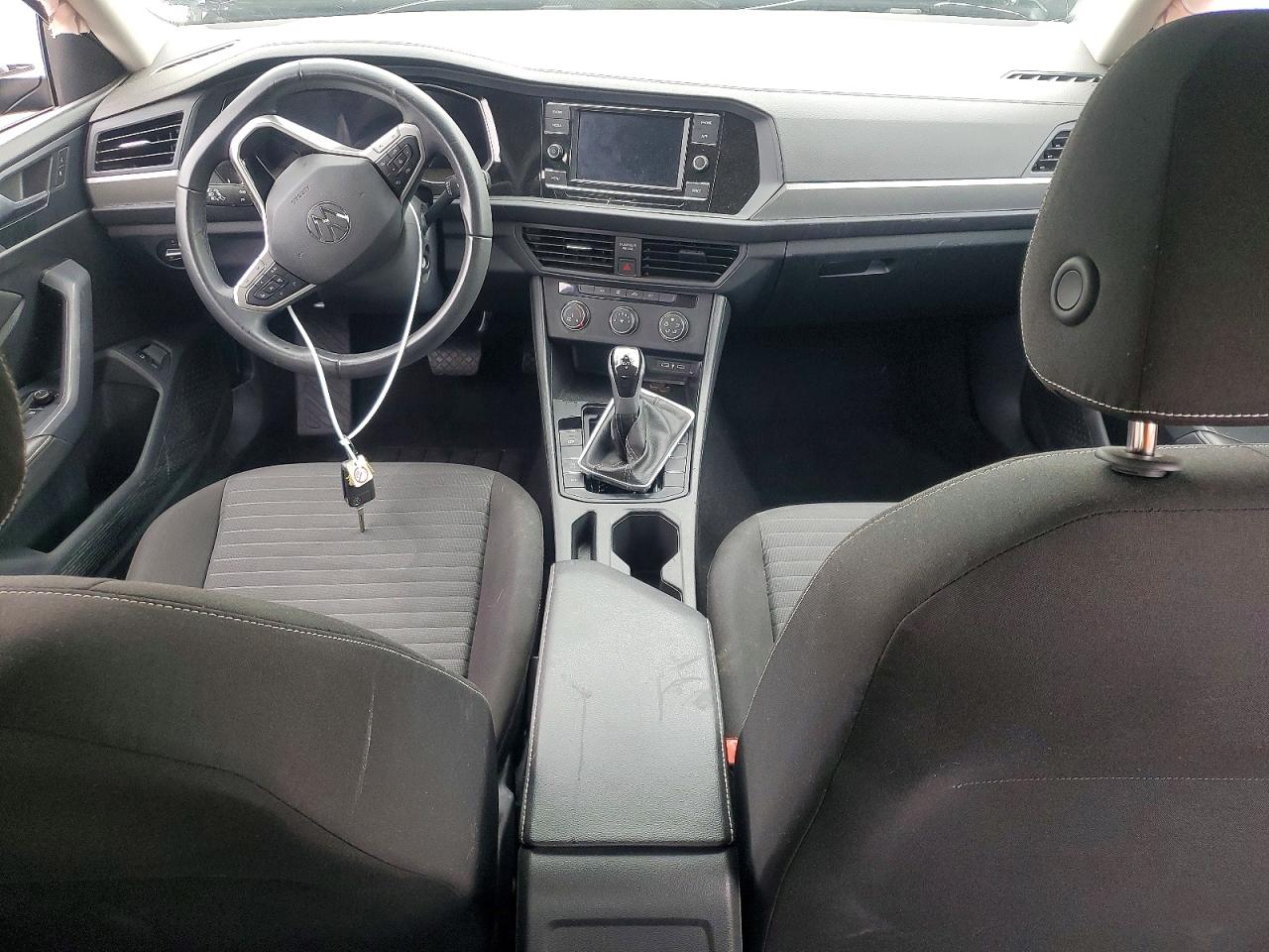 Volkswagen Jetta S
