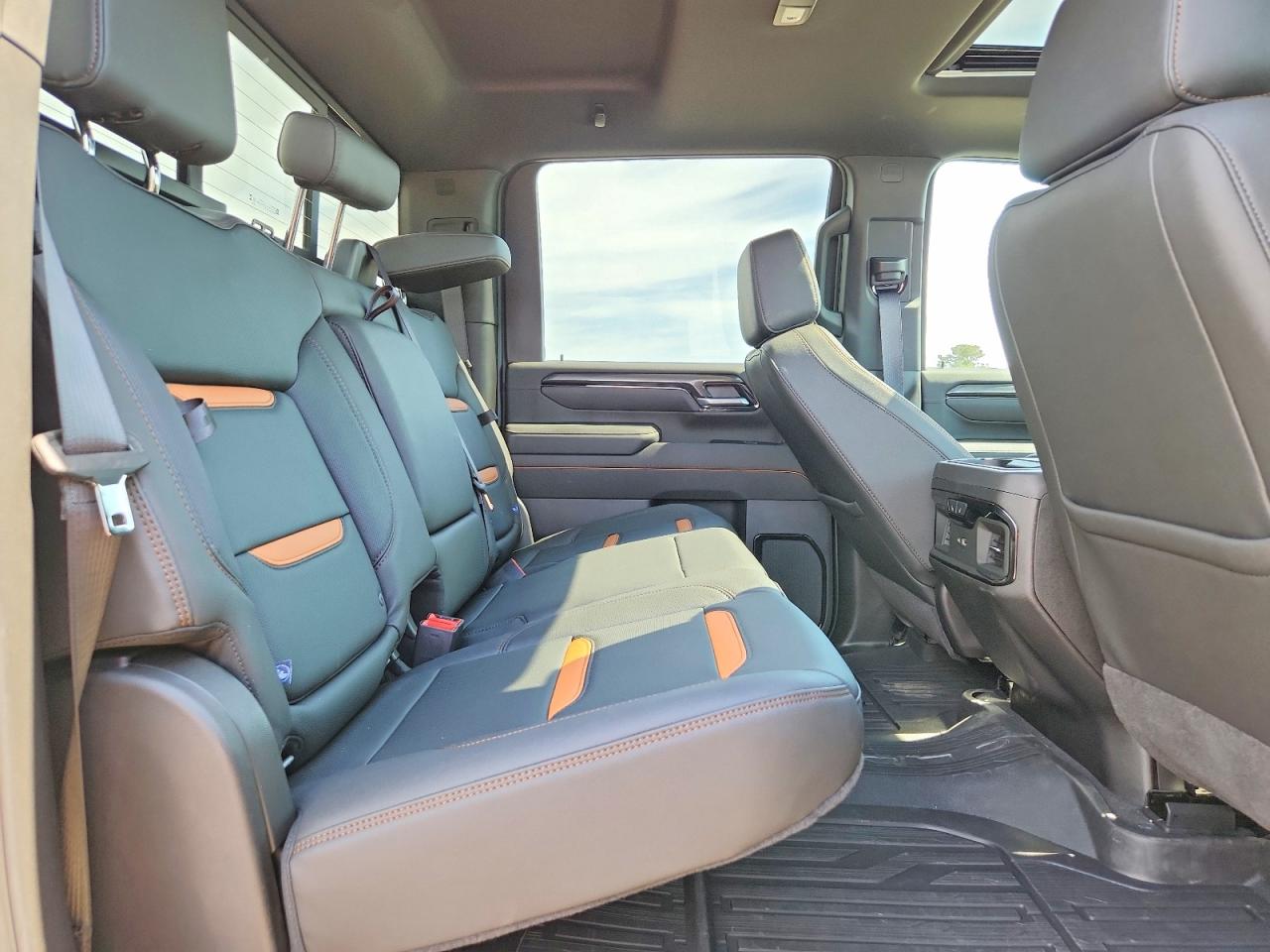 GMC Sierra K2500 At4