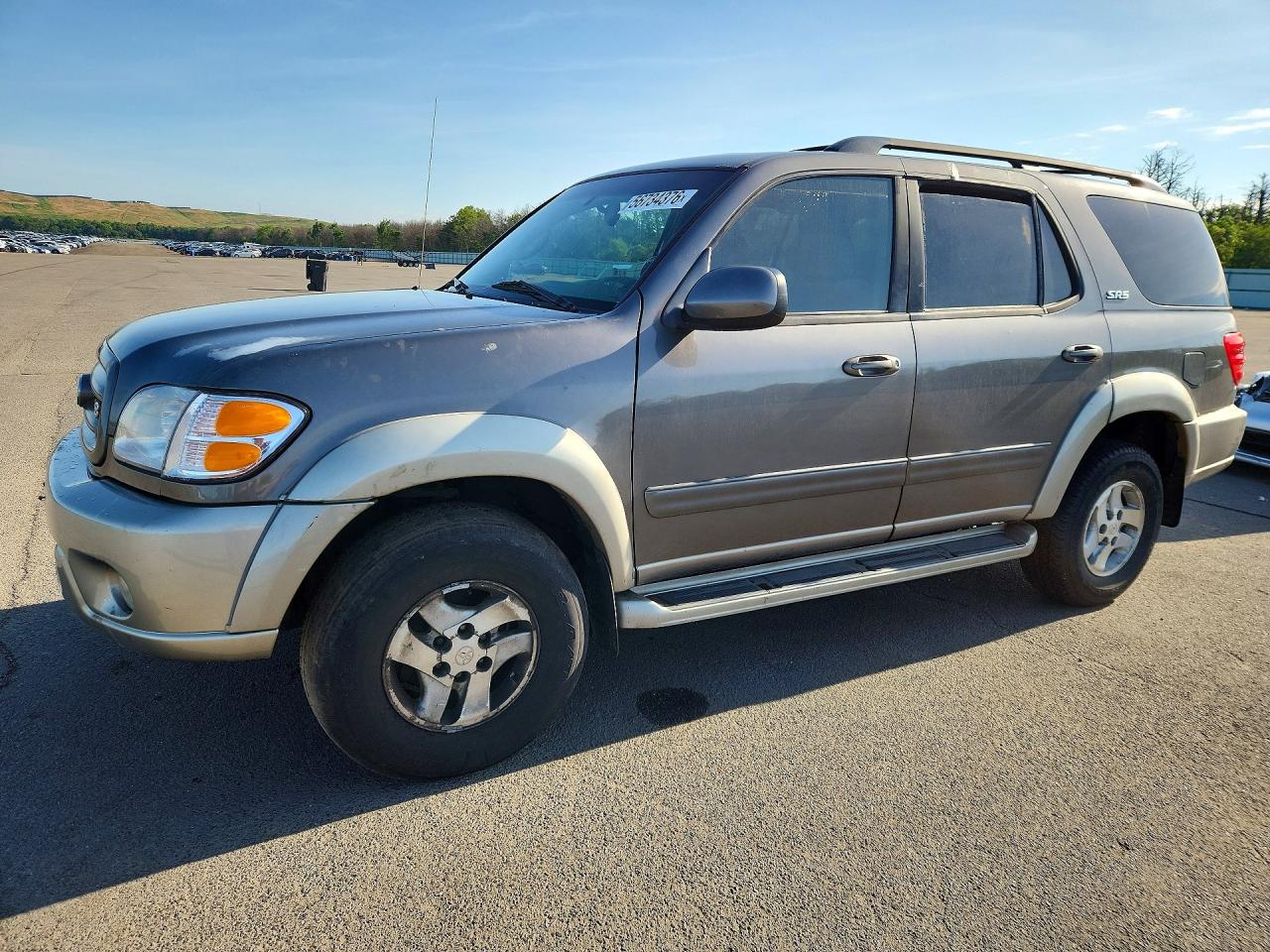 Salvage Toyota Sequoia Image