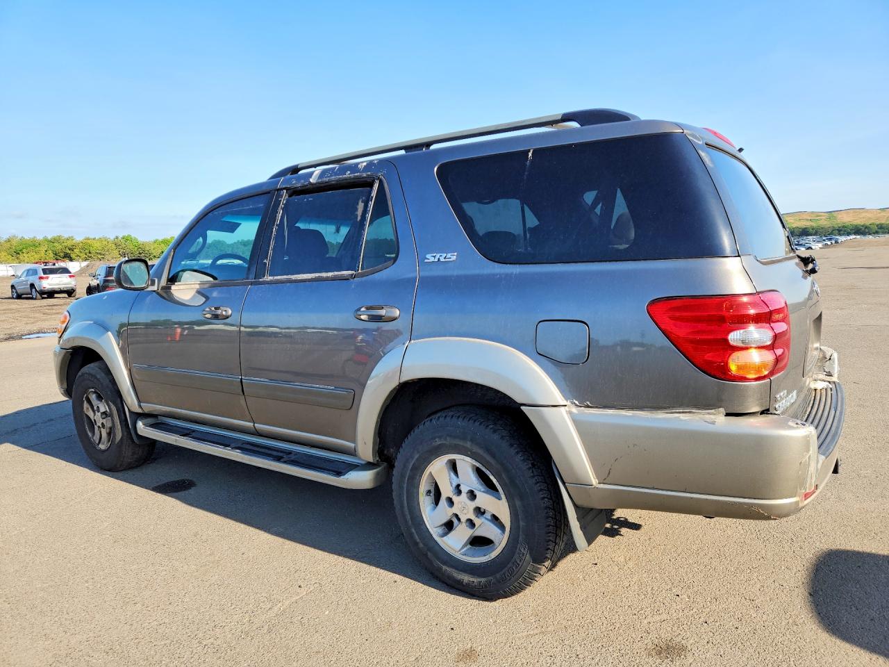 Toyota Sequoia Sr5