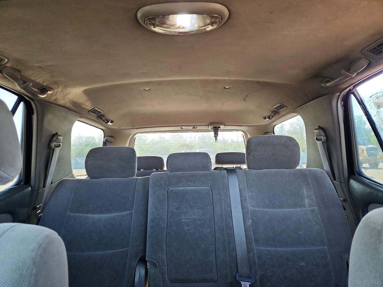 Toyota Sequoia Sr5