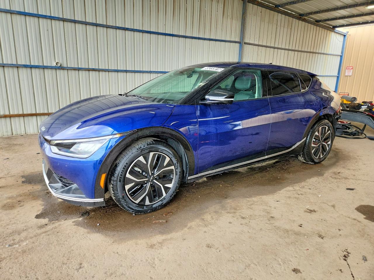 Salvage Kia EV6 Image