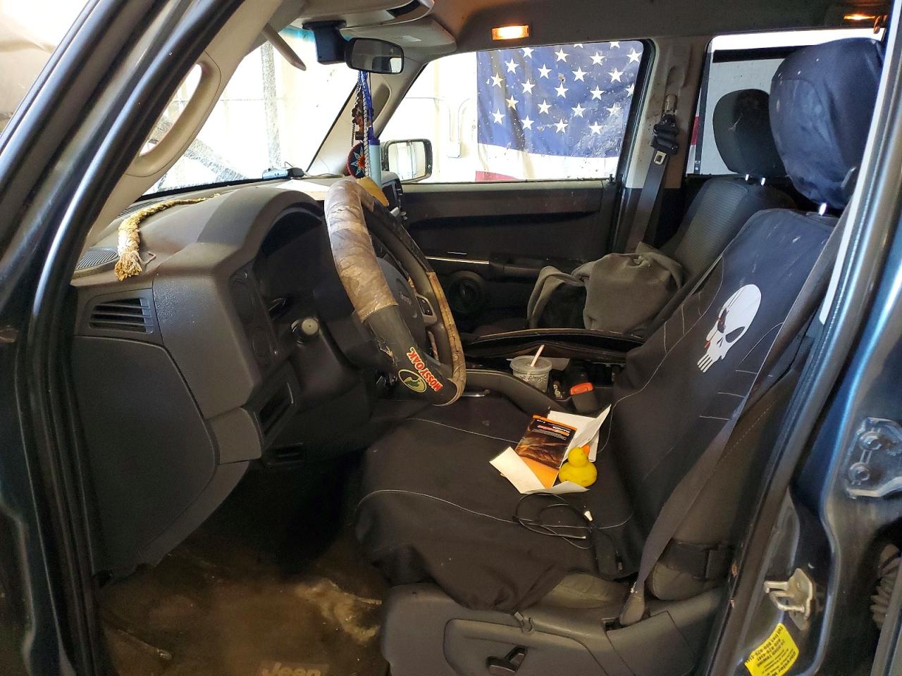 Jeep Commander Sport