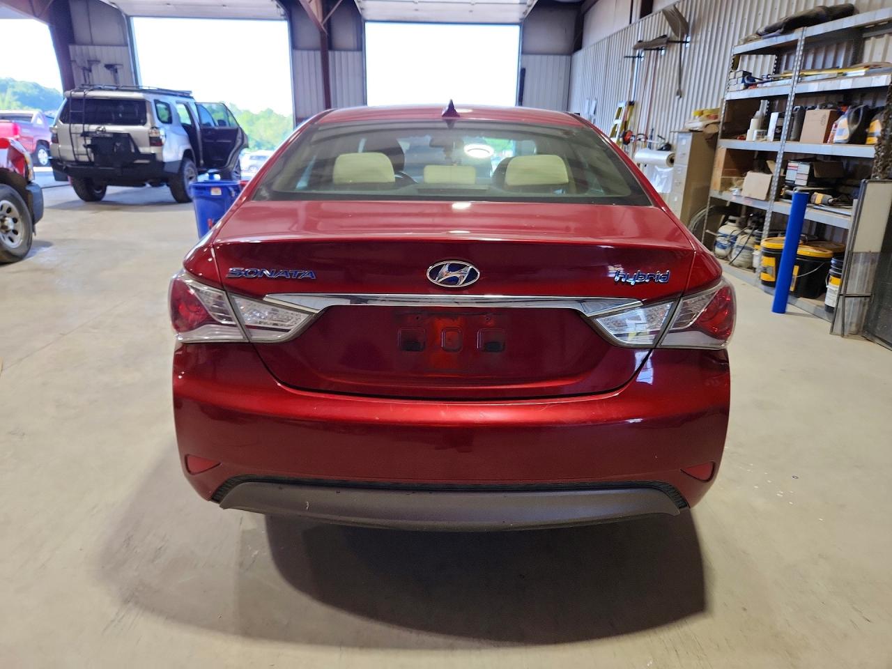 Hyundai SONATA Hybrid