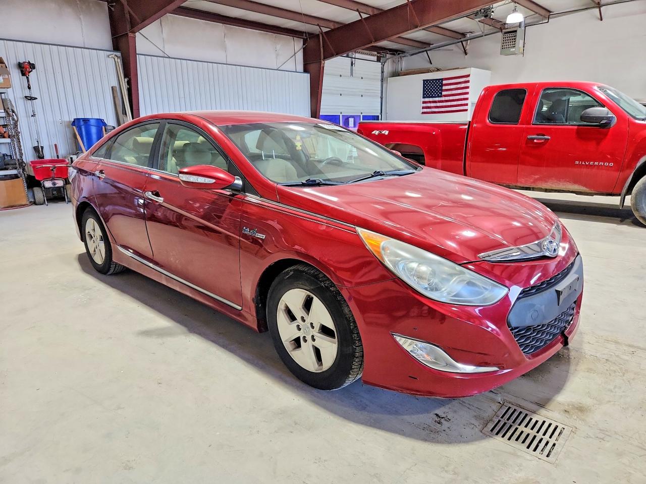 Hyundai SONATA Hybrid