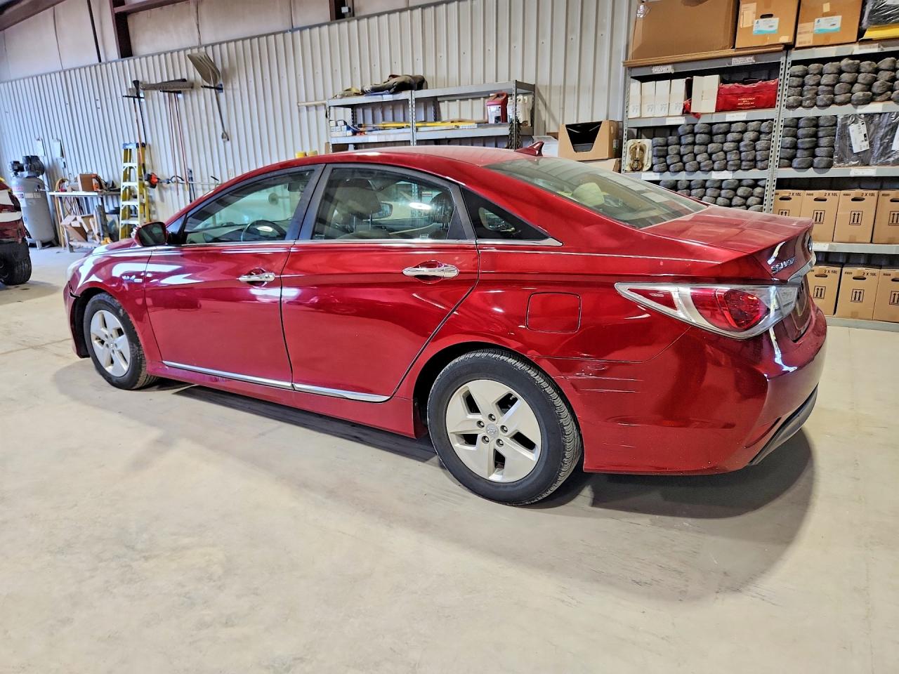 Hyundai SONATA Hybrid