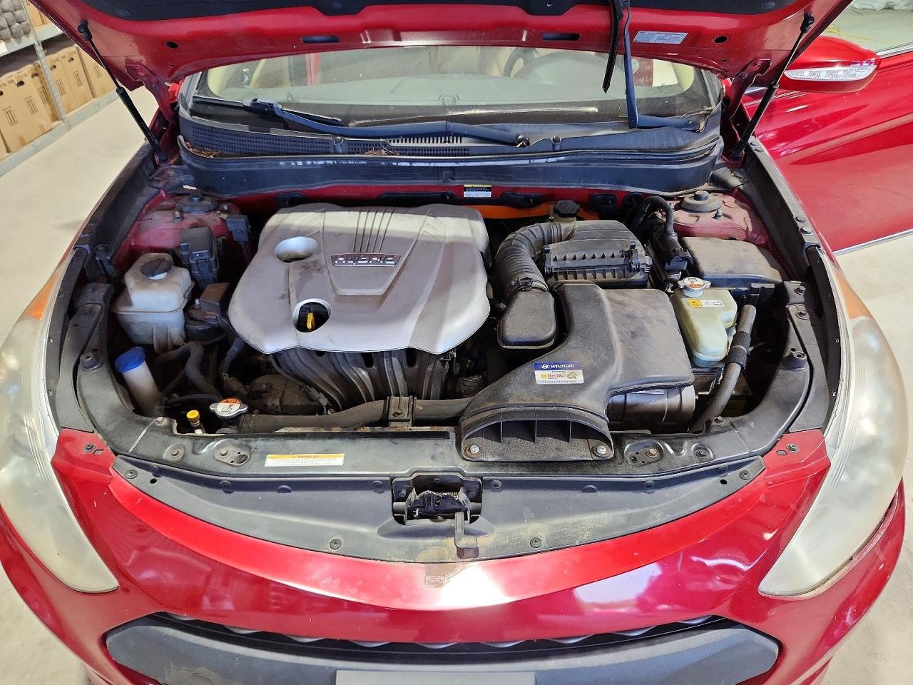 Hyundai SONATA Hybrid