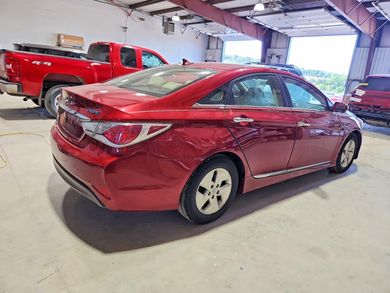 Hyundai SONATA Hybrid