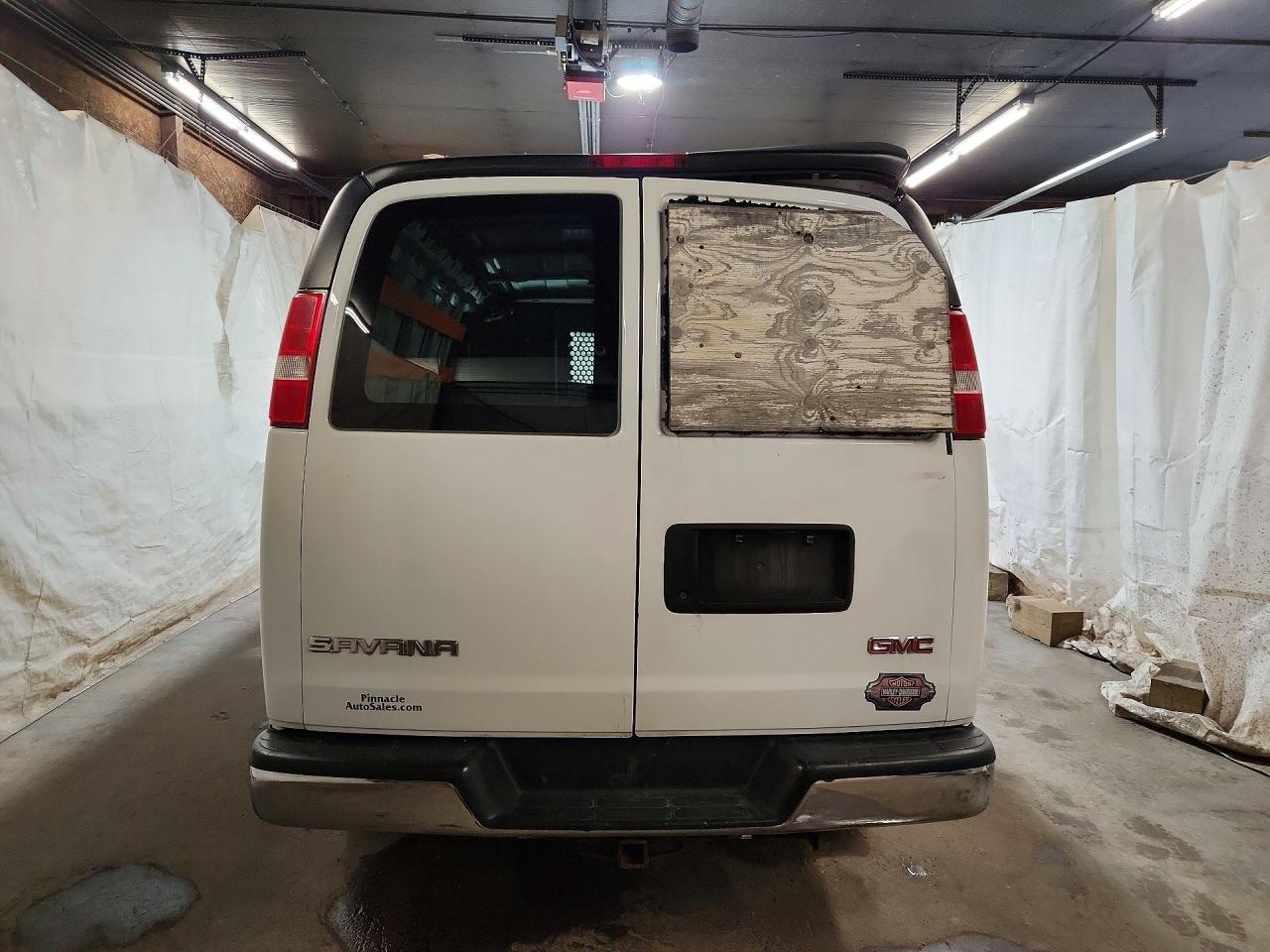 GMC Savana G2500