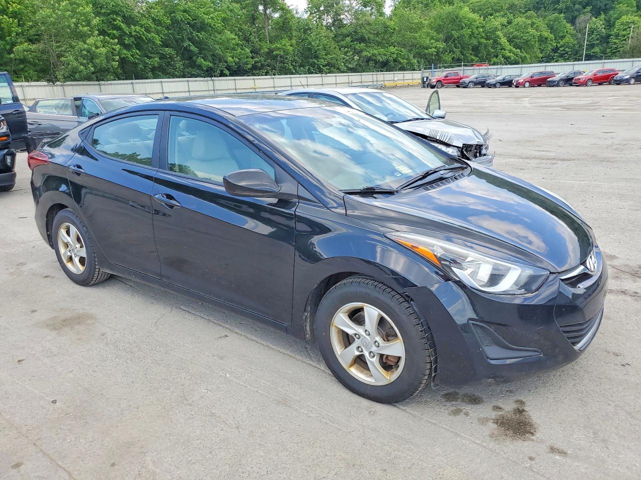Hyundai ELANTRA Se