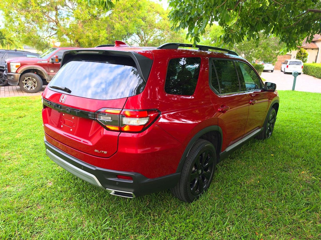 Honda Pilot Elite