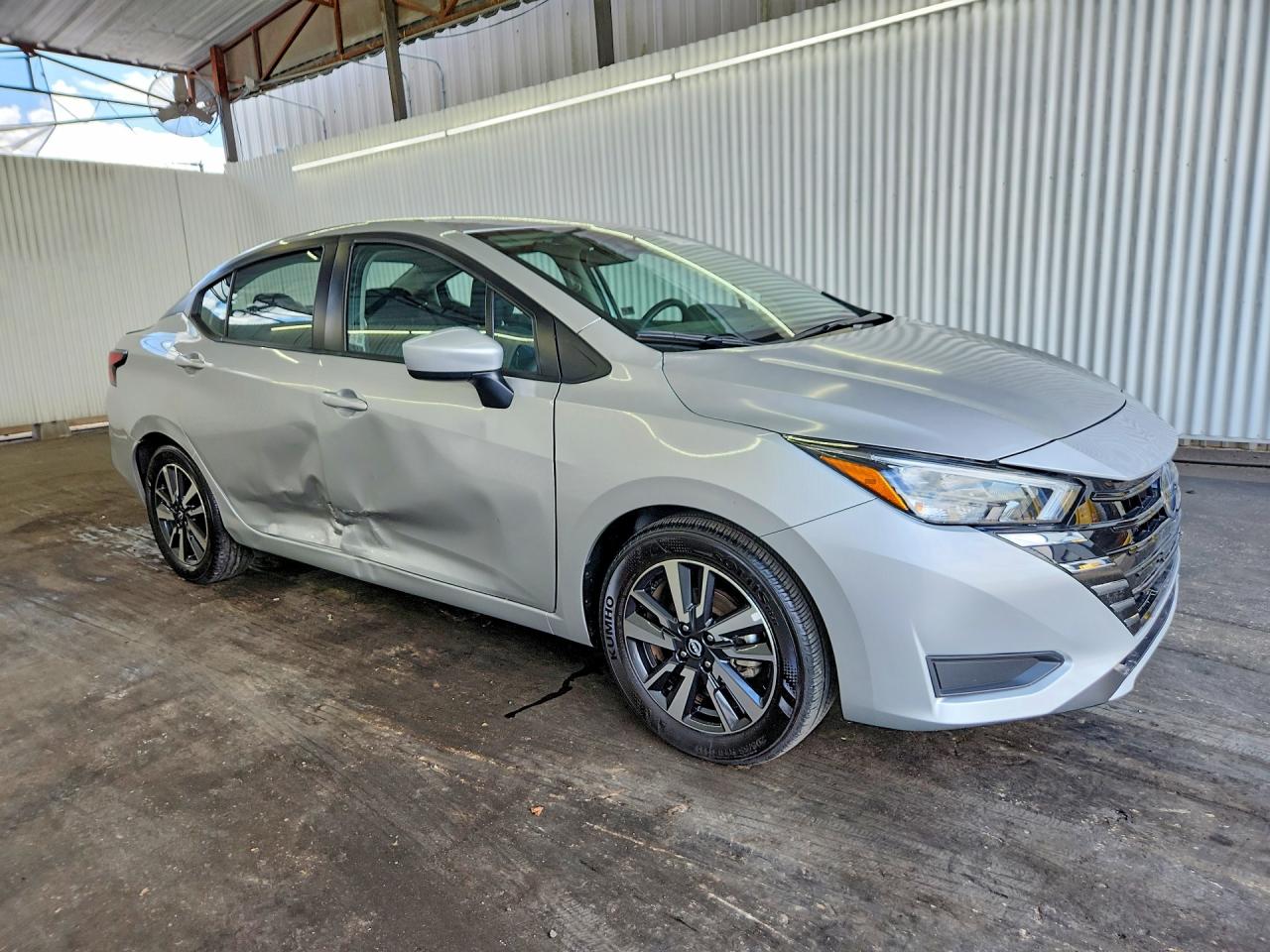 Nissan Versa Sv