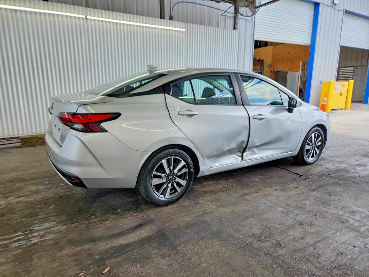 Nissan Versa Sv