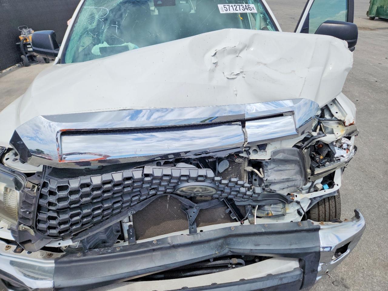 Toyota Tundra Sr5
