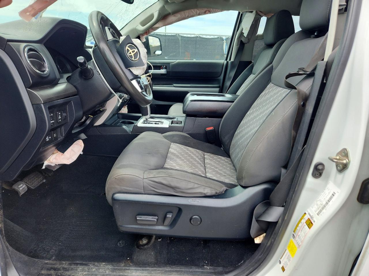 Toyota Tundra Sr5