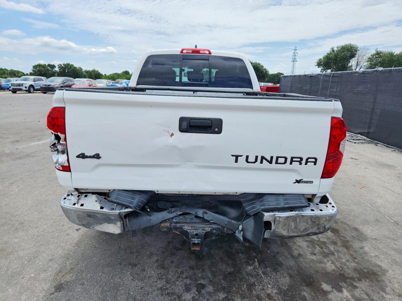 Toyota Tundra Sr5