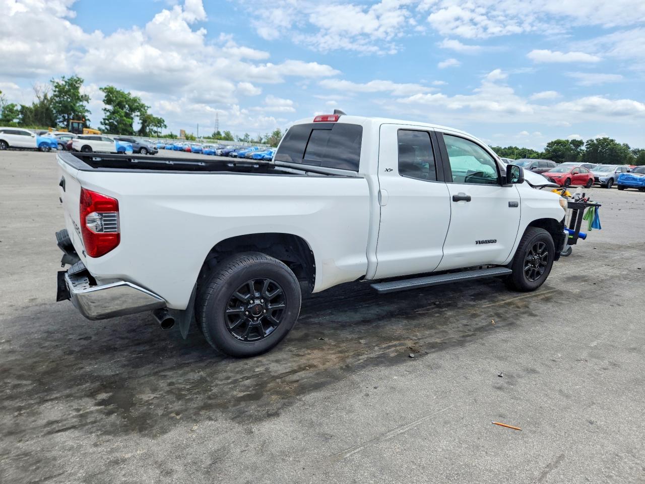 Toyota Tundra Sr5