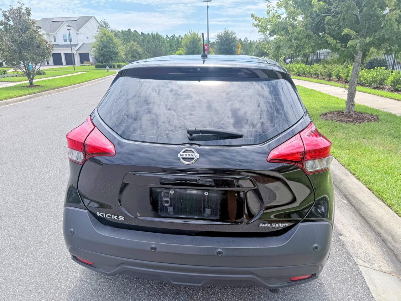 Nissan Kicks S