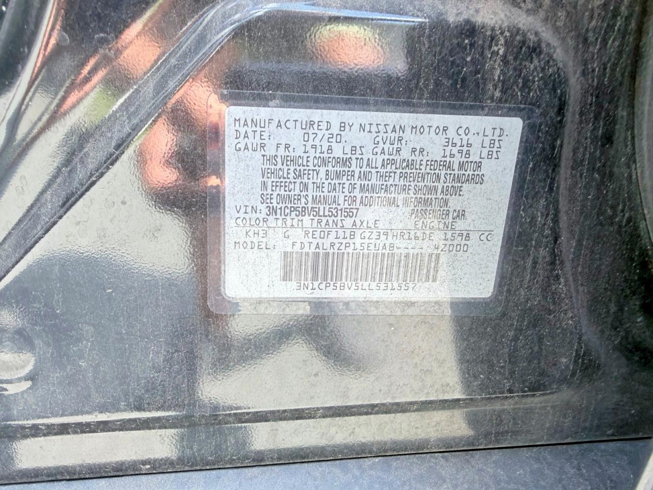 Nissan Kicks S