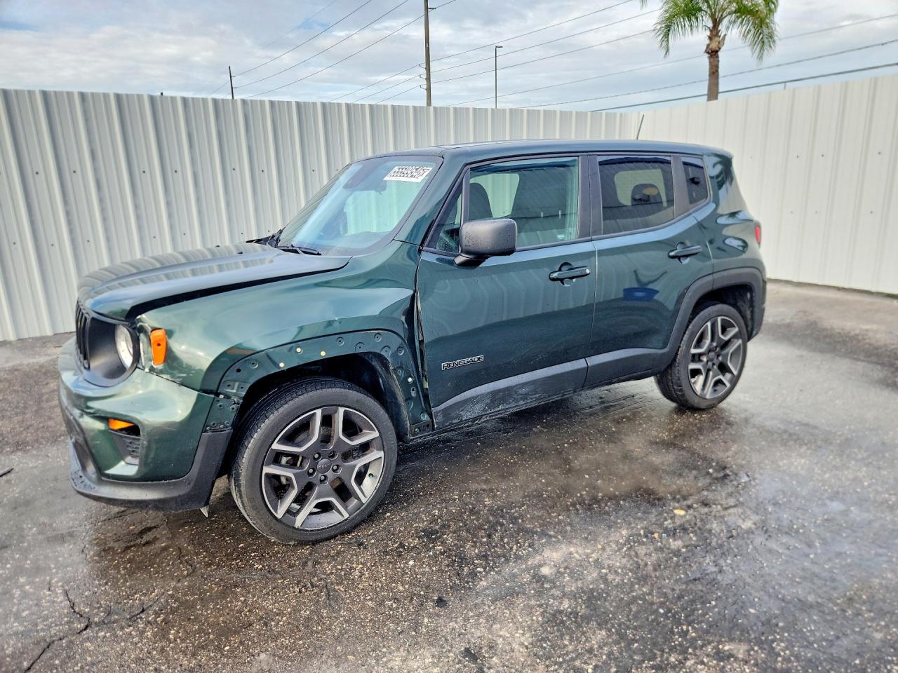 Salvage Jeep Renegade Image