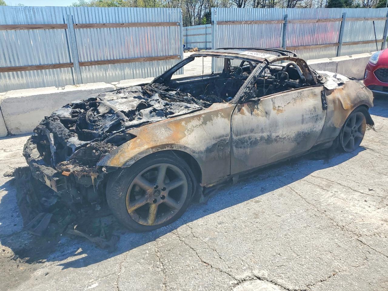 Salvage Nissan 350Z Image