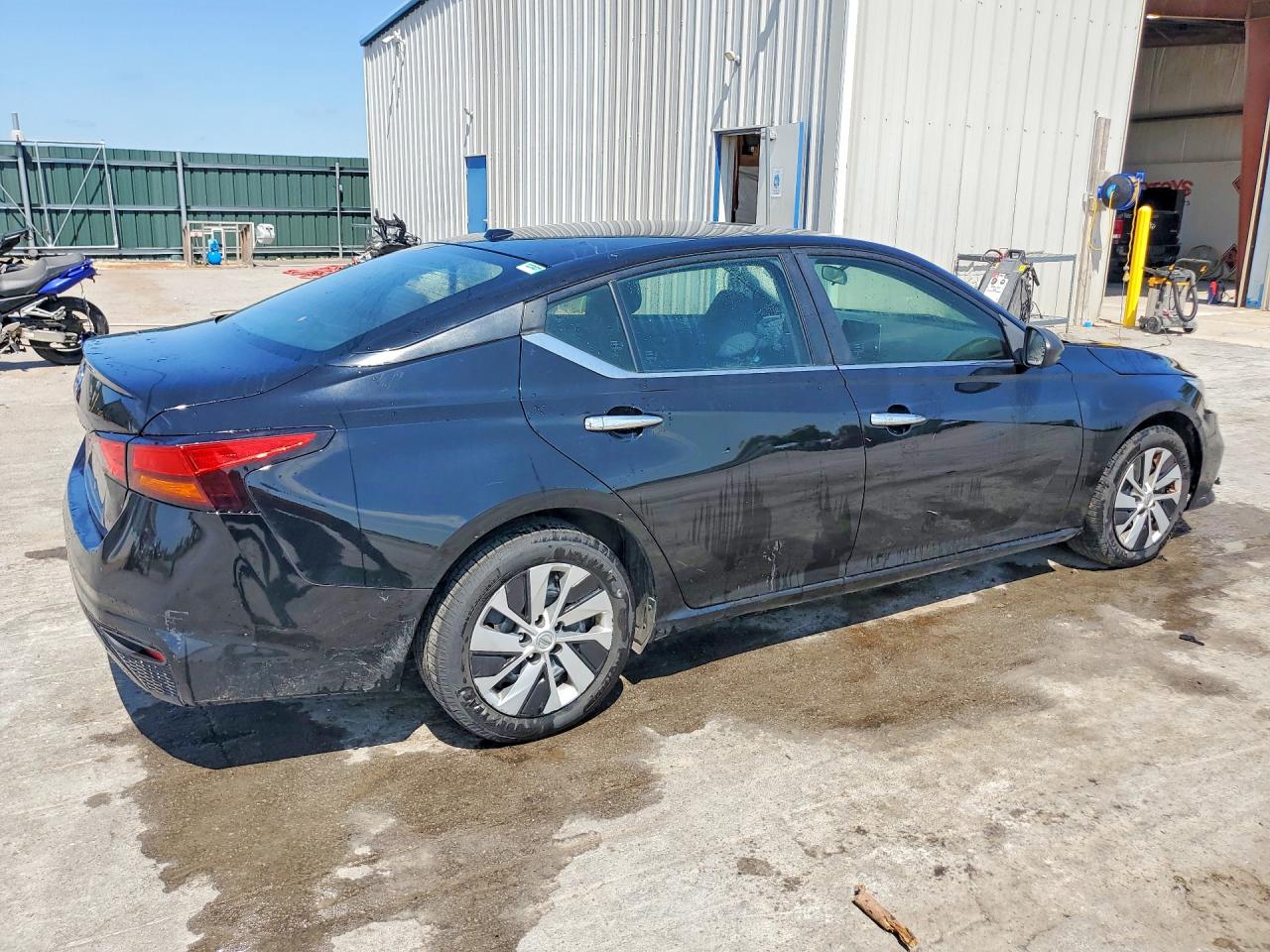 Nissan Altima S