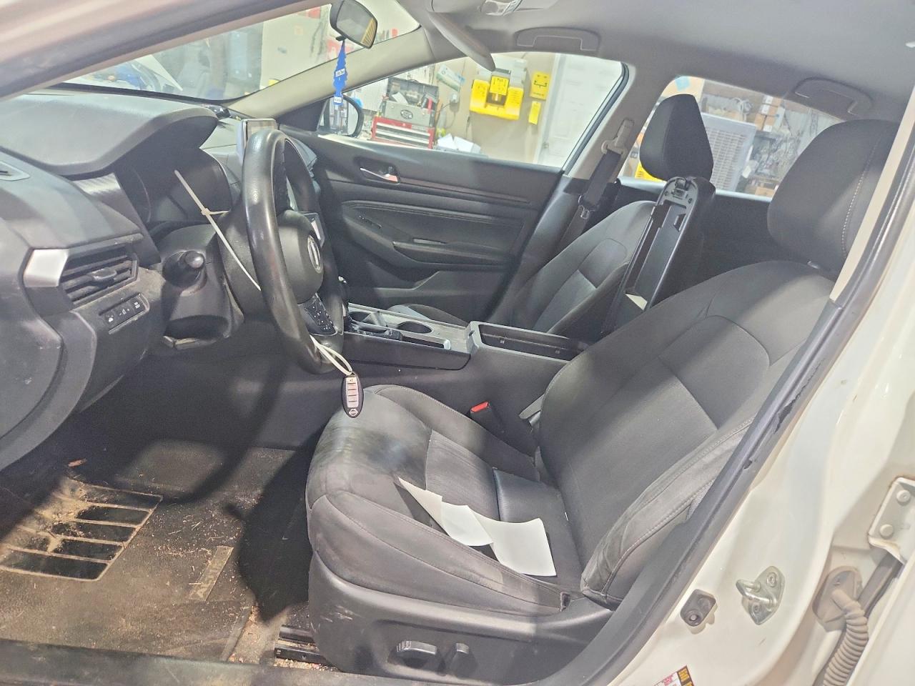 Nissan Altima S