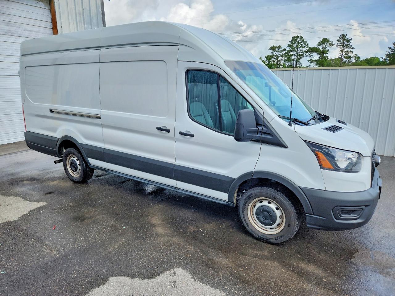 Ford Transit T-250