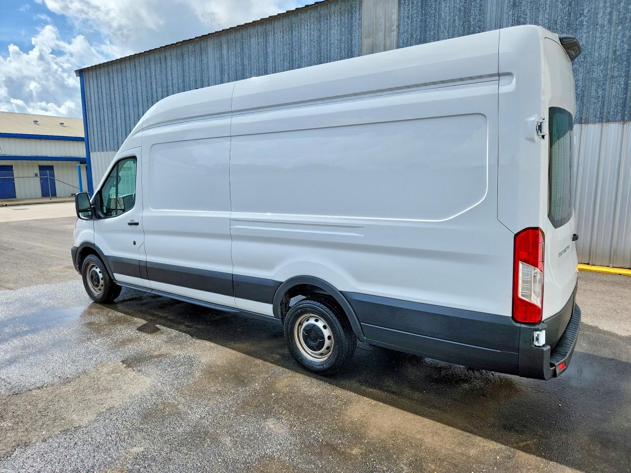 Ford Transit T-250