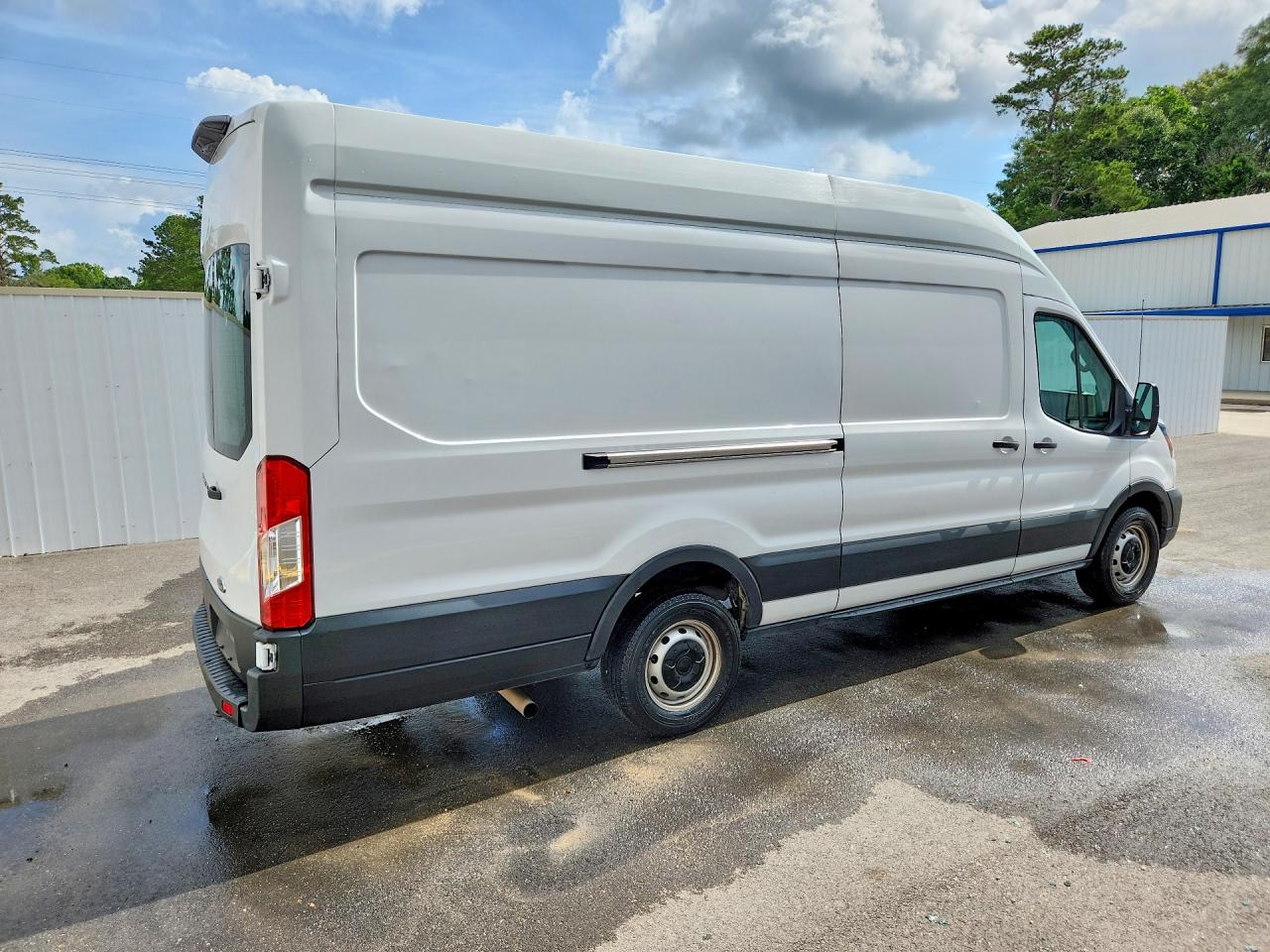 Ford Transit T-250