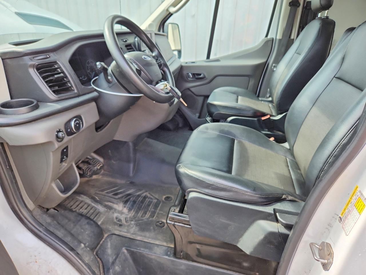 Ford Transit T-250