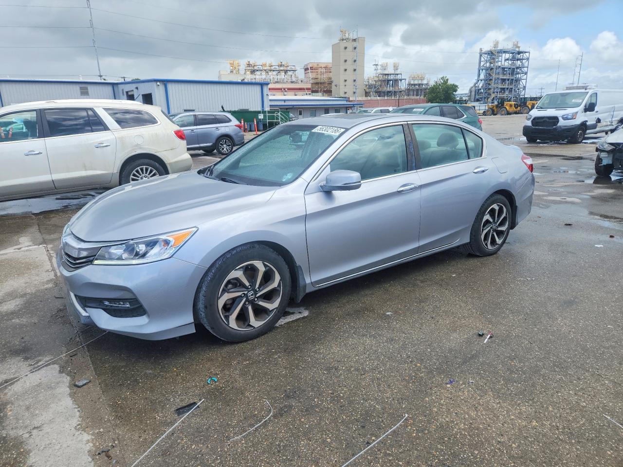 Salvage Honda Accord Image