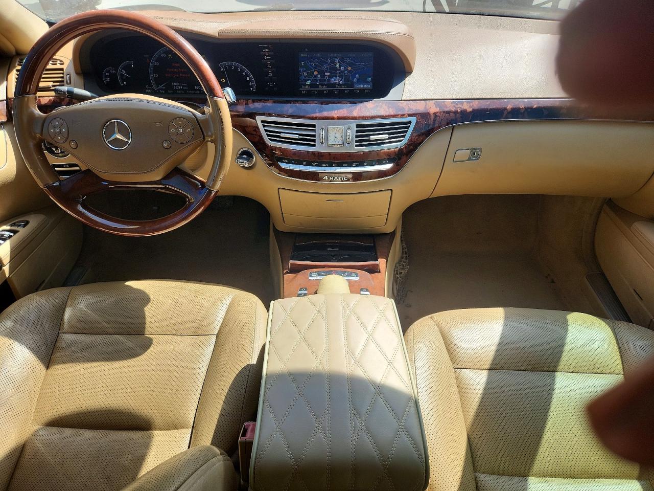 Mercedes-Benz S-Class 550 4matic