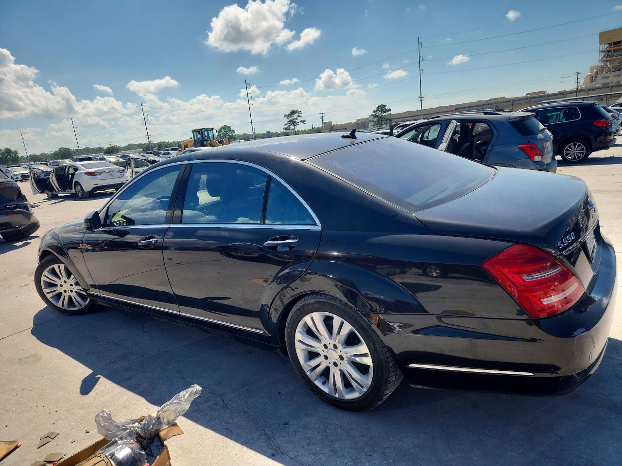 Mercedes-Benz S-Class 550 4matic