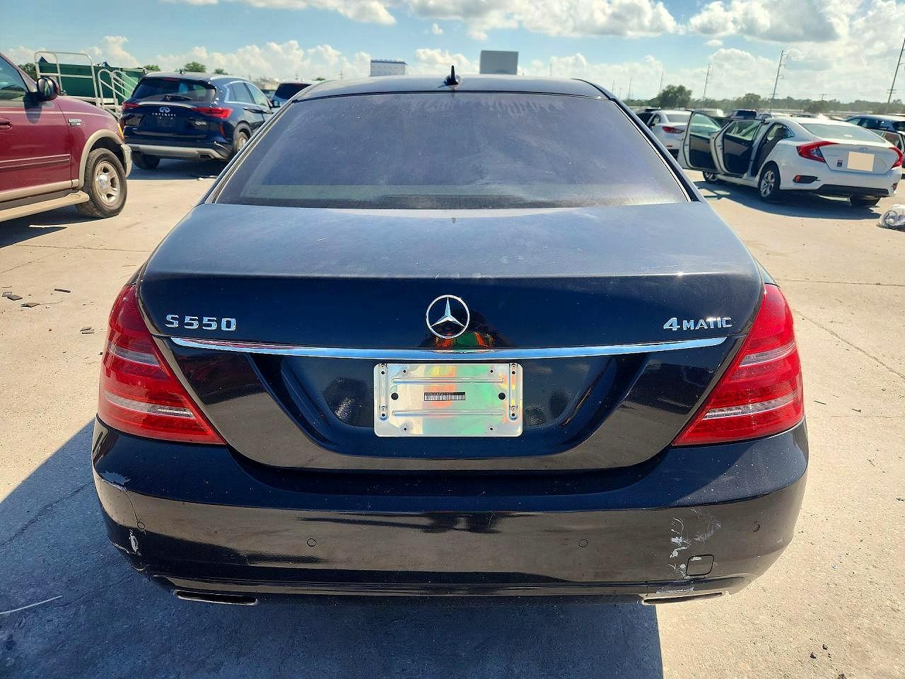 Mercedes-Benz S-Class 550 4matic