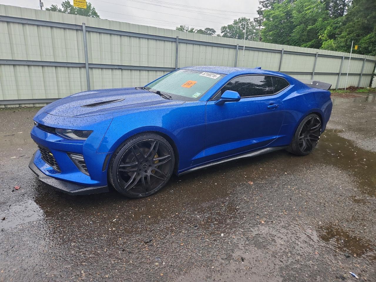 Salvage Chevrolet Camaro Image