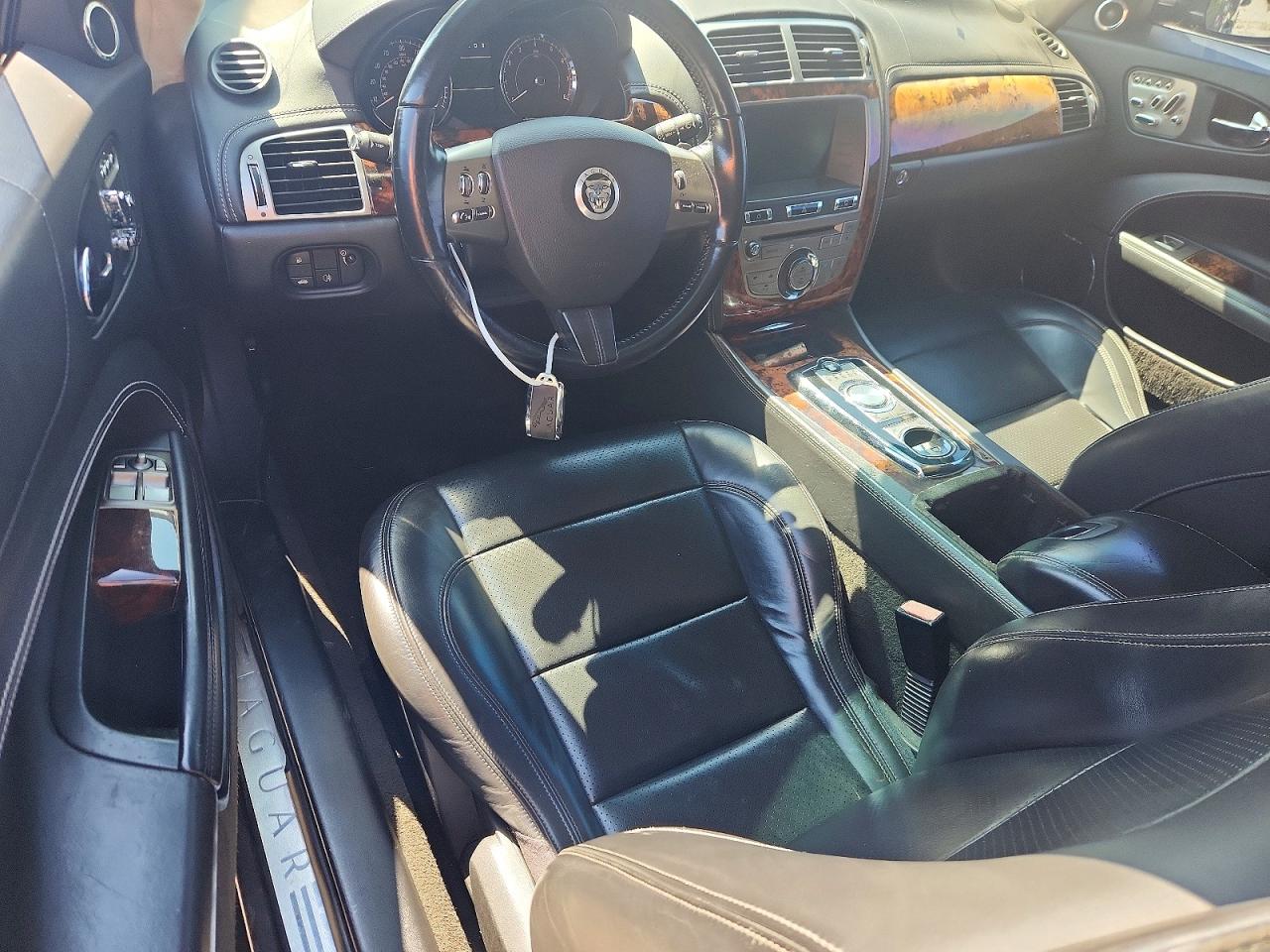 Jaguar XK Portfolio