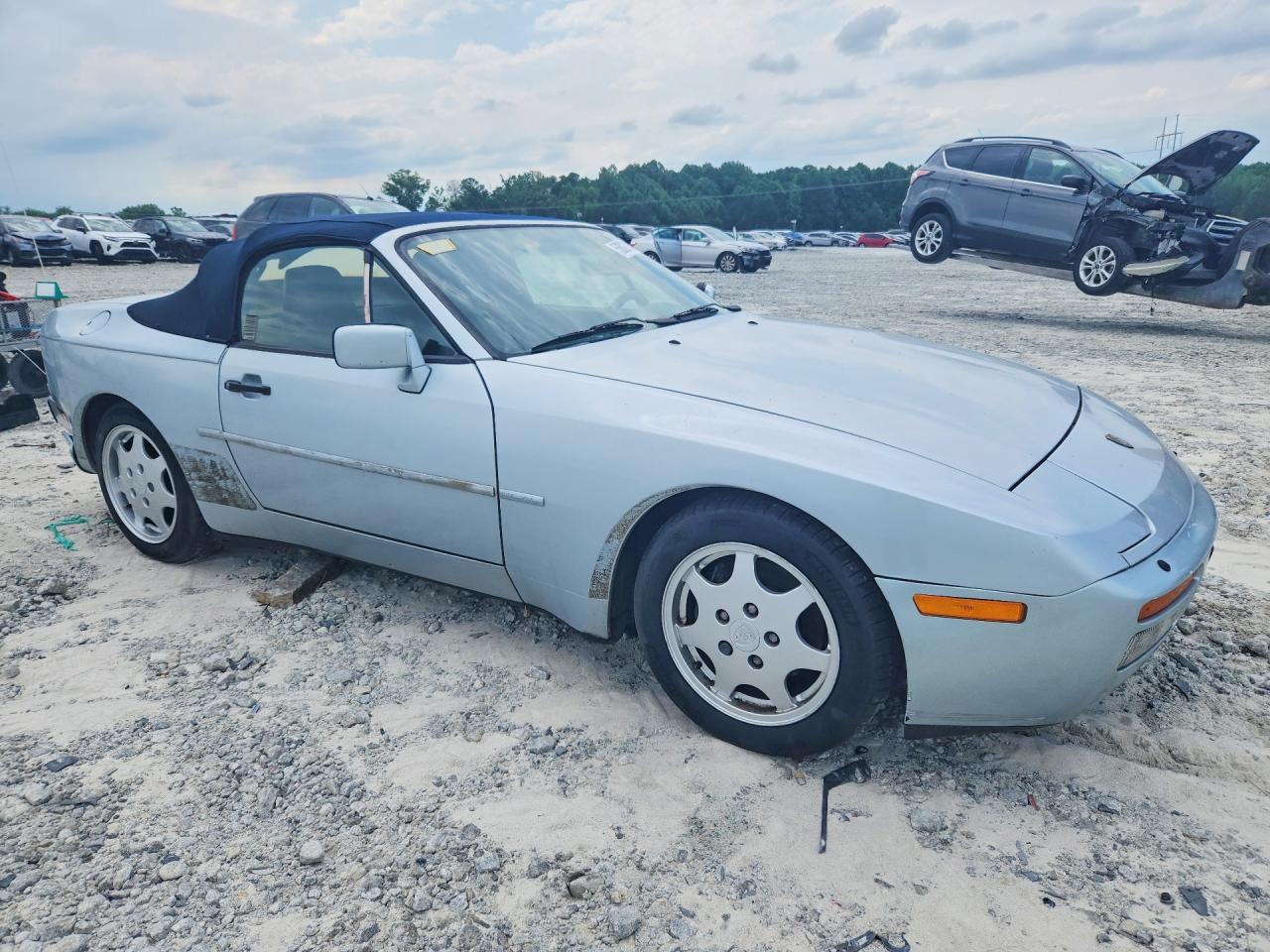 Porsche 944 S