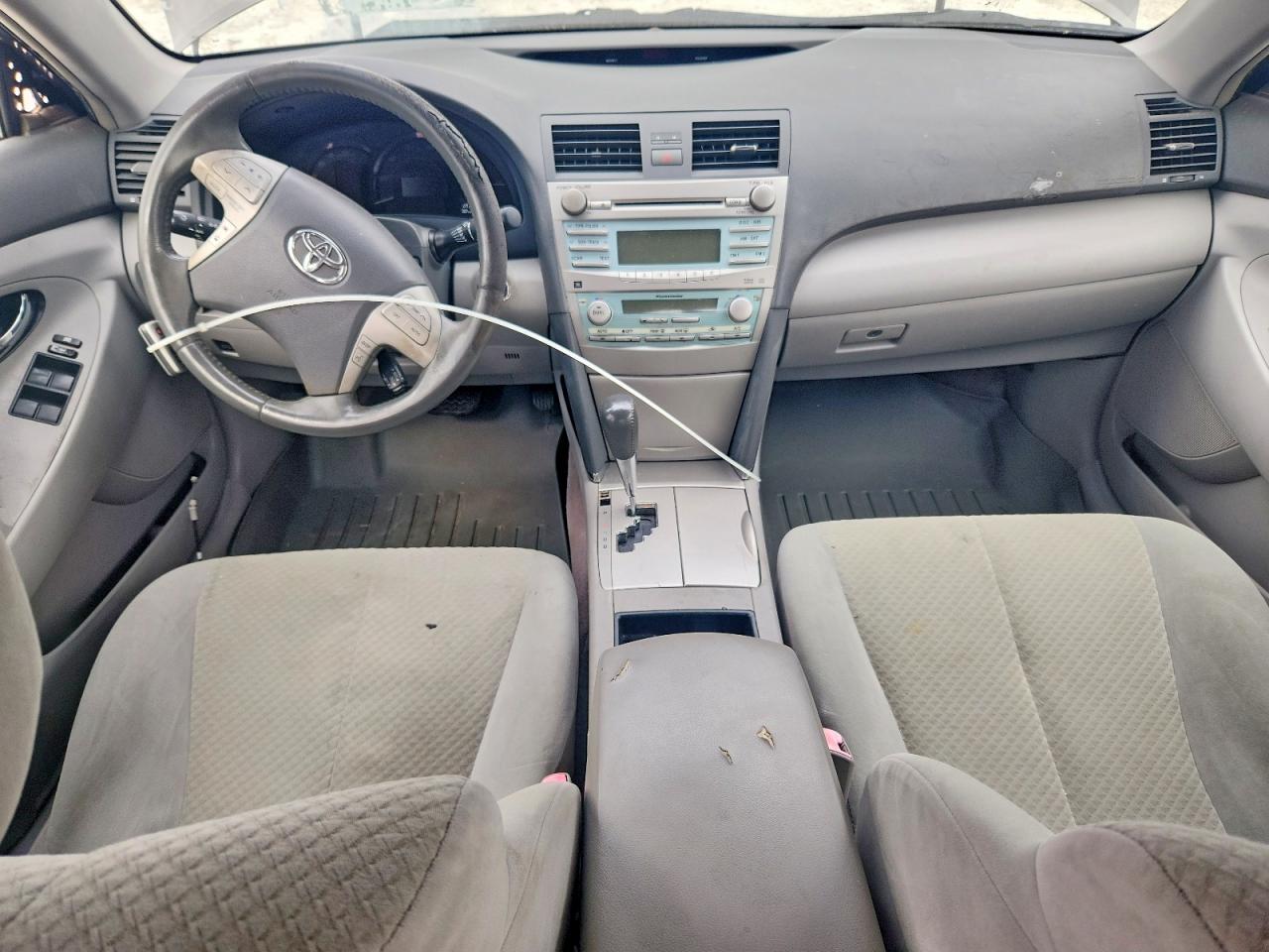 Toyota Camry Hybrid