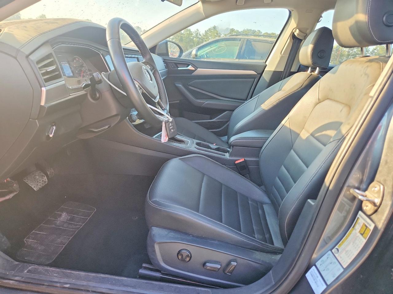 Volkswagen Jetta S