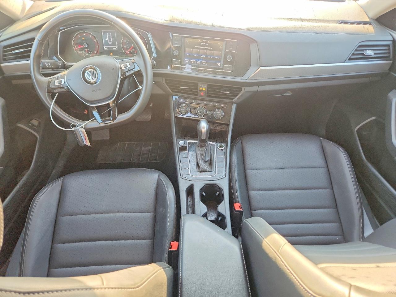 Volkswagen Jetta S
