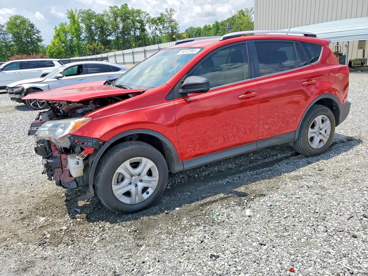 Salvage Toyota RAV4 Image