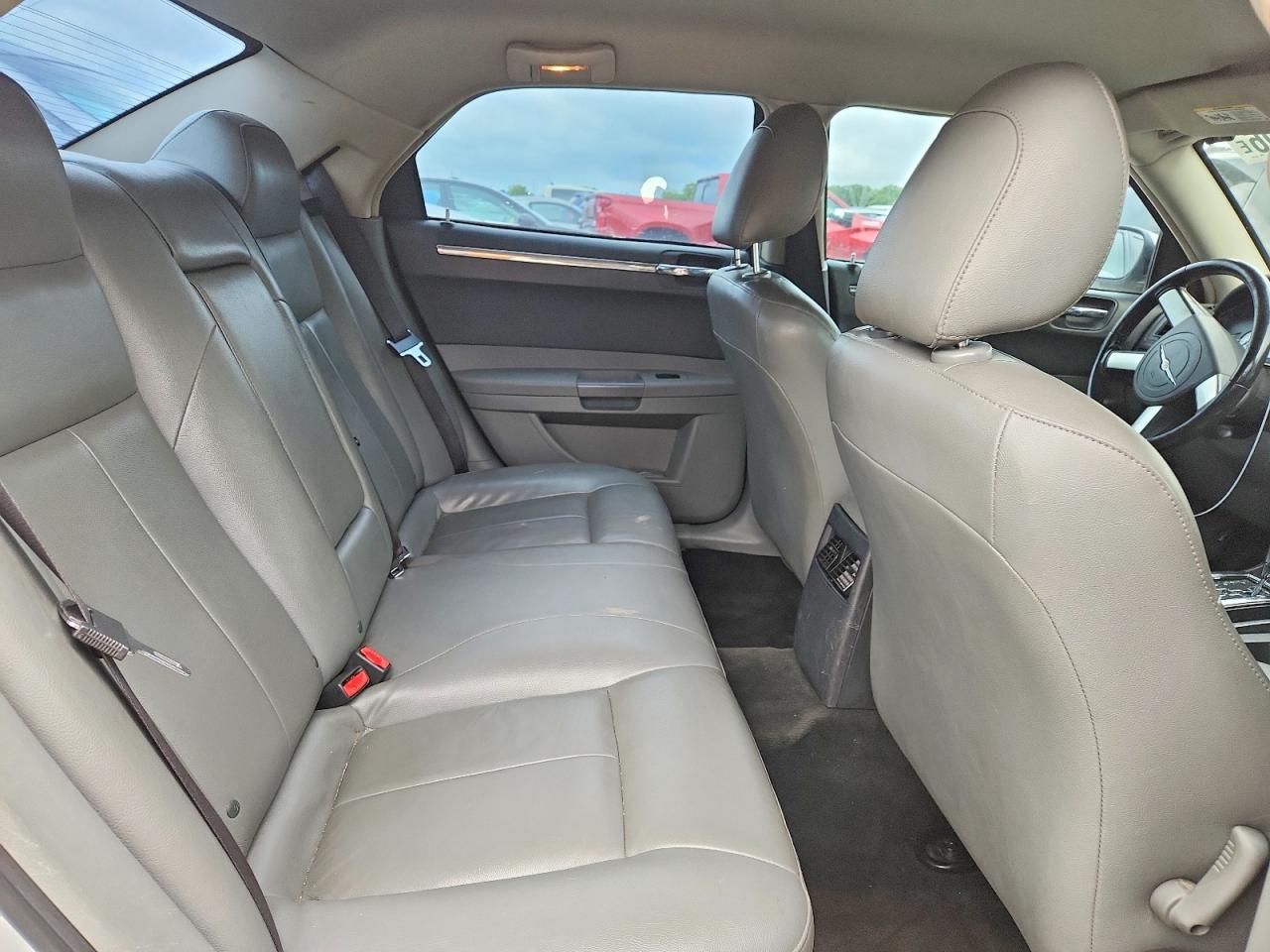 Chrysler 300 Touring