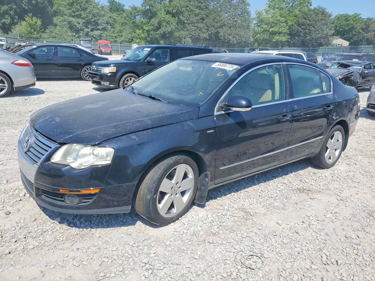 Salvage Volkswagen Passat Image