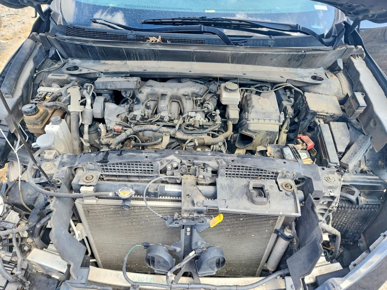 Nissan Pathfinder Sv