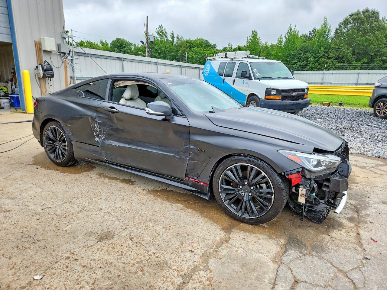 INFINITI Q60 3.0t Premium