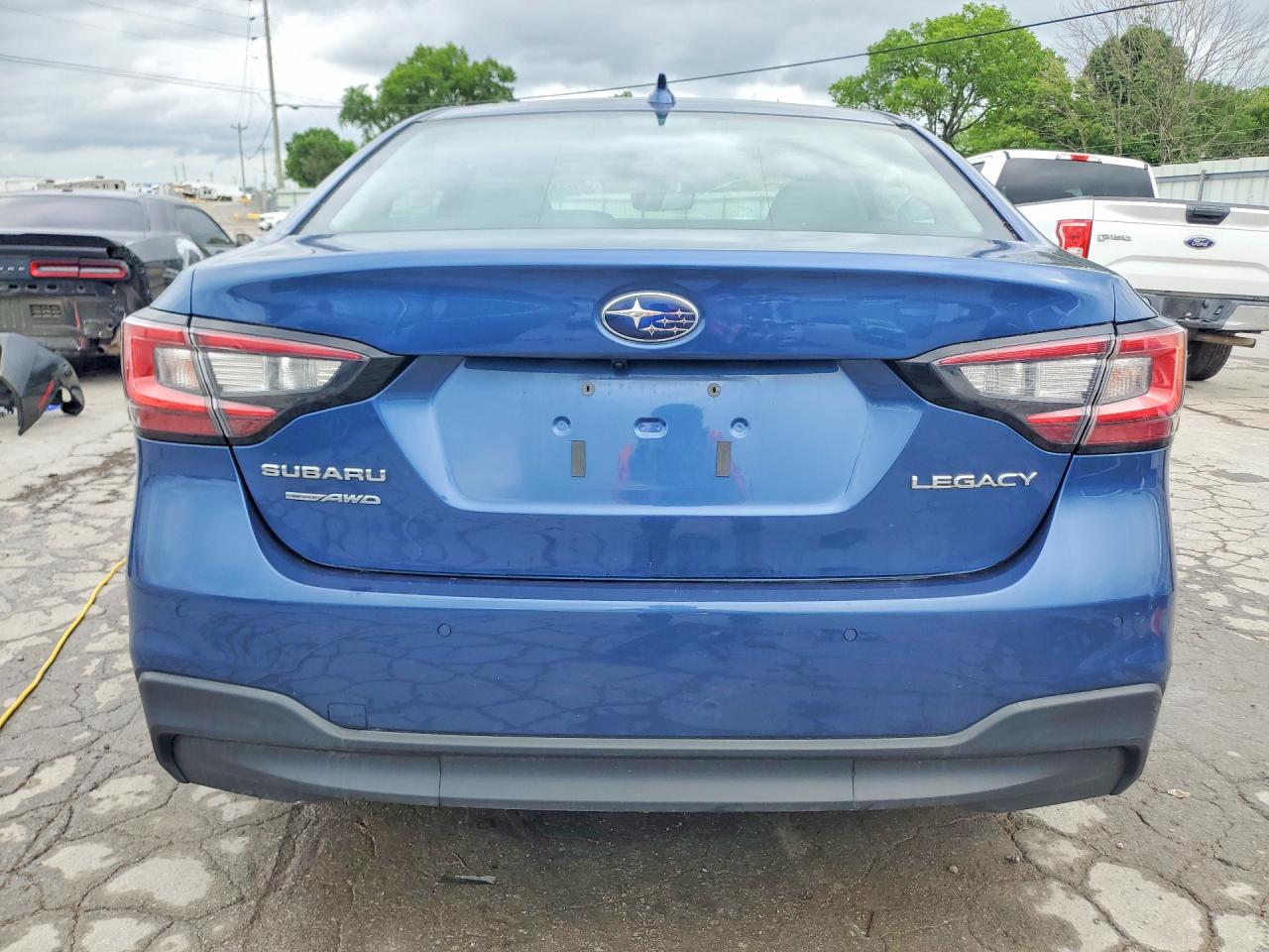 Subaru Legacy Limited