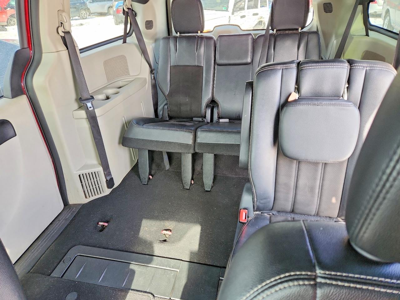 Dodge Caravan Sxt