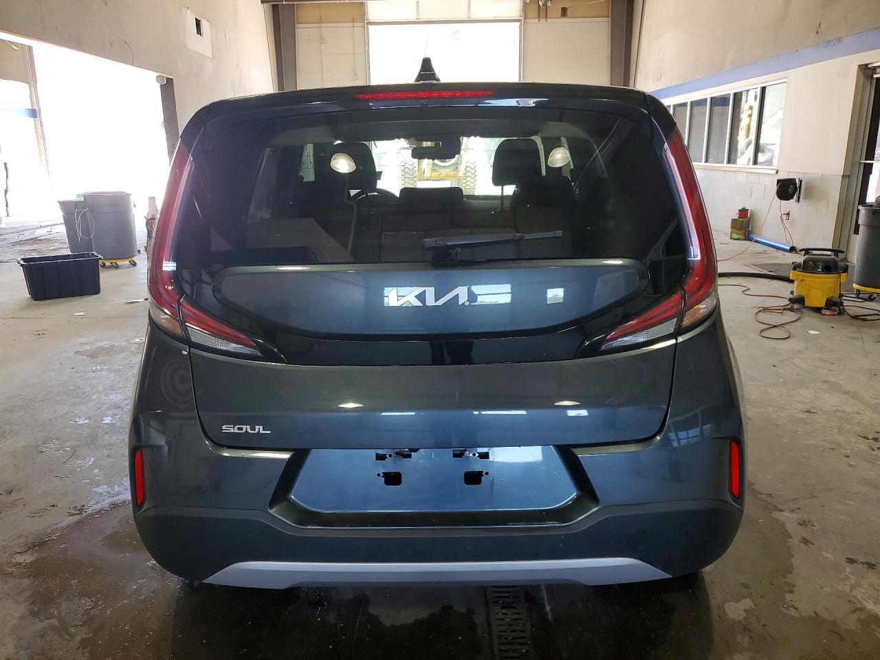 Kia Soul Lx